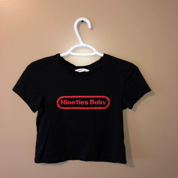 90’s Nintendo Crop Top - Picture 2 of 6
